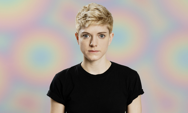 Mae Martin: Dope