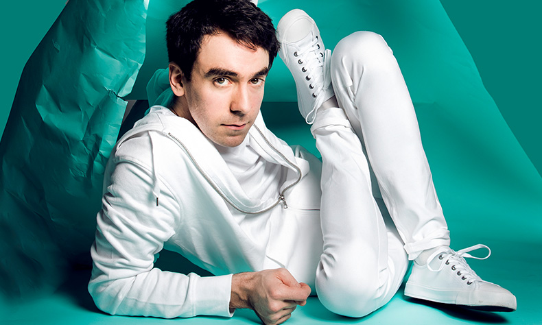 Fringe 18 - Adam Hess: Seahorse